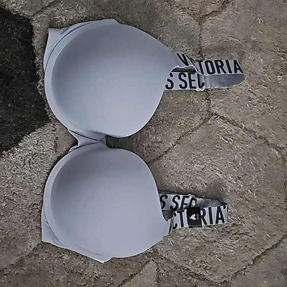 Nwot VS tshirt pushup full coverage bra - Picture 1 of 1